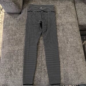 Lululemon Align Leggings in Black/White Stripes — 28”